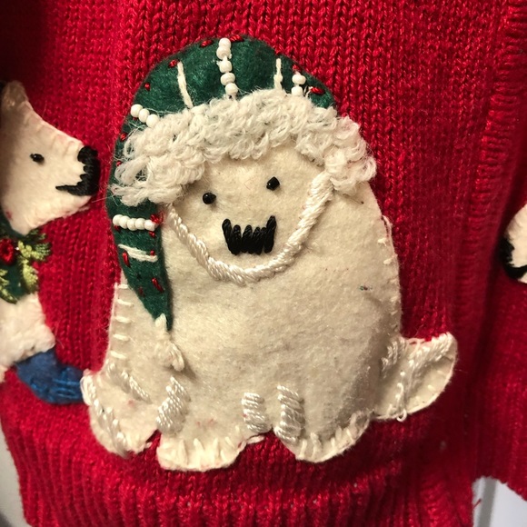 Beautiful embroidered and beaded Christmas sweater - Picture 2 of 4